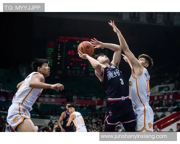 广州篮球队比赛经验深度对比与分析探讨